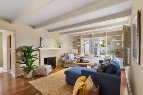 665 Pine Ave, Pacific Grove, CA 93950 photo 5