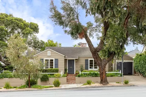 665 Pine Ave, Pacific Grove, CA 93950