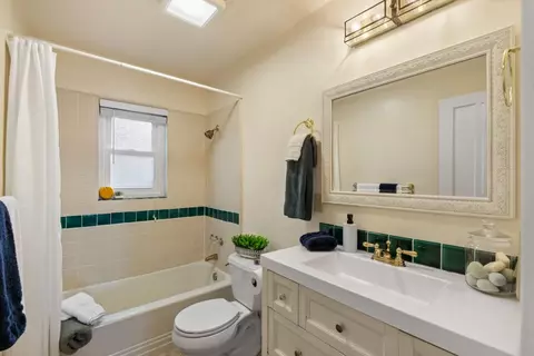 665 Pine Ave, Pacific Grove, CA 93950 photo 27