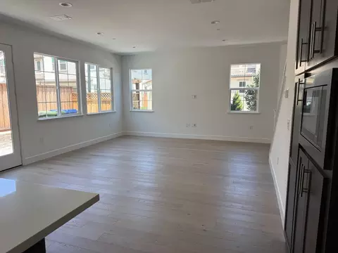 Living - 96 E Frost Dr, Tracy, CA 95391 photo 2 of 3