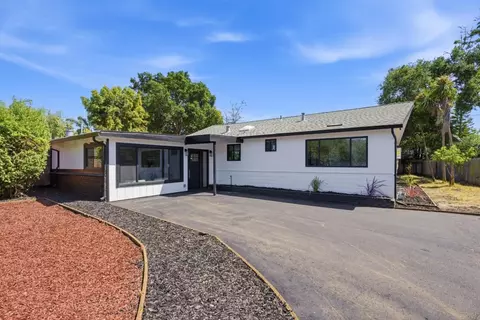 Exterior - 511 Cedar St, Aptos, CA 95003 photo 1 of 8