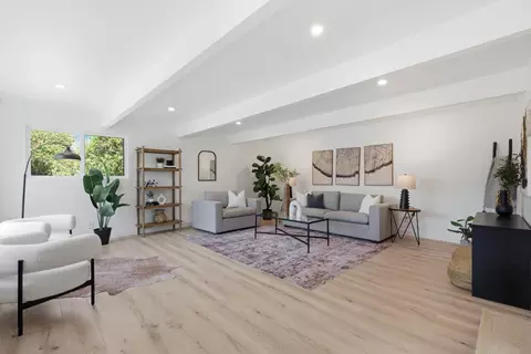 Living - 511 Cedar St, Aptos, CA 95003 photo 1 of 3