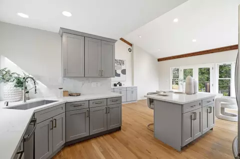 Kitchen - 10140 Hillcrest Rd, Cupertino, CA 95014 photo 3 of 5