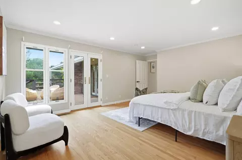 Bedroom - 10140 Hillcrest Rd, Cupertino, CA 95014 photo 6 of 7