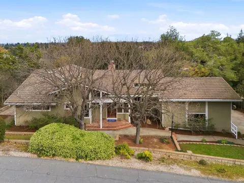 10140 Hillcrest Rd, Cupertino, CA 95014