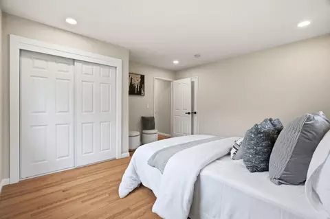 Bedroom - 10140 Hillcrest Rd, Cupertino, CA 95014 photo 1 of 7