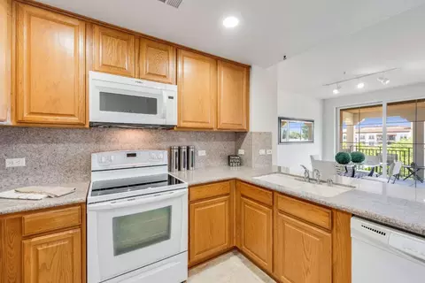 Kitchen - 700 S Abel St 415, Milpitas, CA 95035 photo 3 of 4