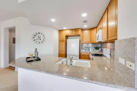 Kitchen - 700 S Abel St 415, Milpitas, CA 95035 photo 2 of 4