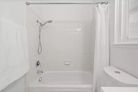 Bath - 121 Victor Ave, Campbell, CA 95008 photo 5 of 5