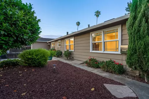 Exterior - 121 Victor Ave, Campbell, CA 95008 photo 13 of 18