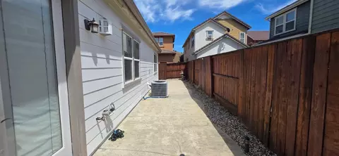 Exterior - 9403 Vintner Cir, Patterson, CA 95363 photo 7 of 7