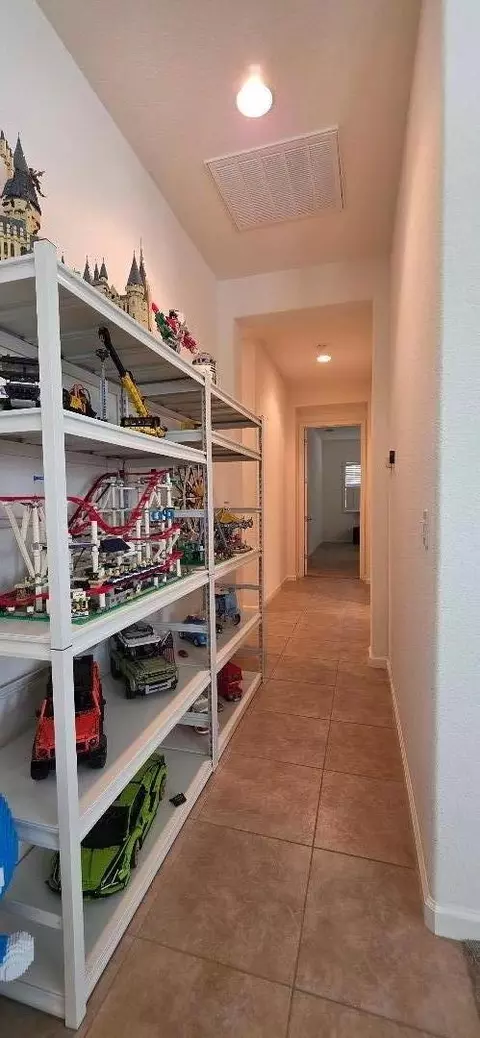 Entry Way - 9403 Vintner Cir, Patterson, CA 95363 photo 2 of 2
