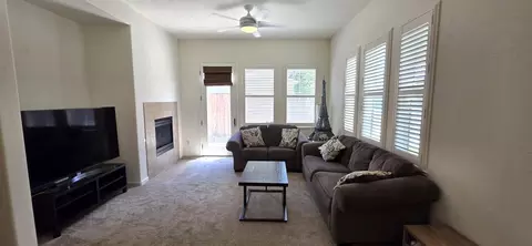 Living - 9403 Vintner Cir, Patterson, CA 95363 photo 1 of 3