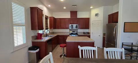 Kitchen - 9403 Vintner Cir, Patterson, CA 95363 photo 4 of 4
