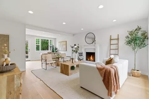 Living - 1112 Escalero Ave, Pacifica, CA 94044 photo 1 of 5