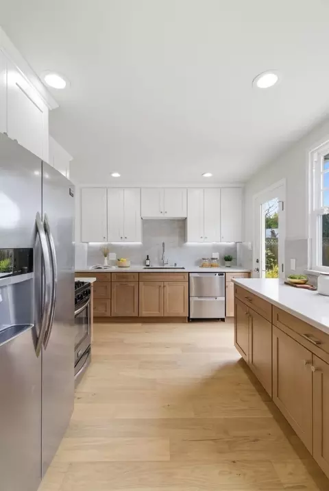 Kitchen - 1112 Escalero Ave, Pacifica, CA 94044 photo 1 of 8
