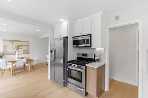 Kitchen - 1112 Escalero Ave, Pacifica, CA 94044 photo 7 of 8