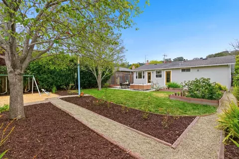 Exterior - 1112 Escalero Ave, Pacifica, CA 94044 photo 9 of 10