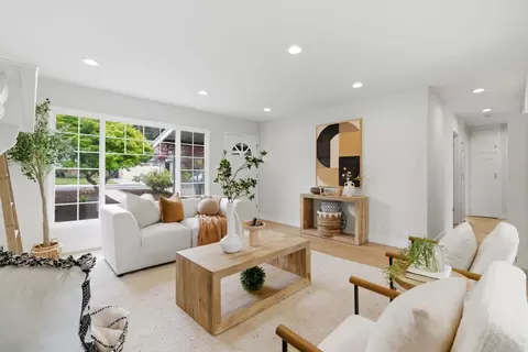 Living - 1112 Escalero Ave, Pacifica, CA 94044 photo 5 of 5