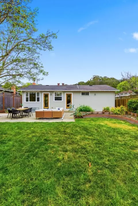 Exterior - 1112 Escalero Ave, Pacifica, CA 94044 photo 8 of 10
