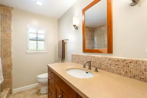 Bath - 932 Monterey Cir, Monterey, CA 93940 photo 1 of 5