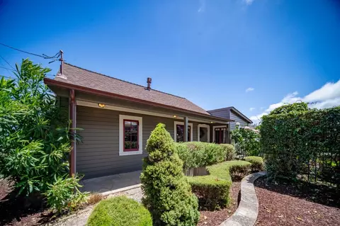 515 Dickman Ave, Monterey, CA 93940