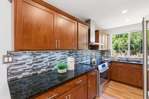 Kitchen - 2101 Leon Dr, San Jose, CA 95128 photo 6 of 6