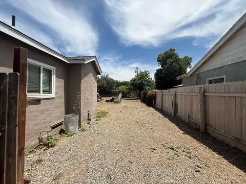 Exterior - 1508 Picardy Dr, Modesto, CA 95351 photo 5 of 21