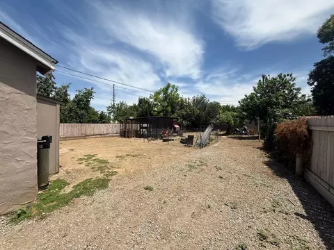 Exterior - 1508 Picardy Dr, Modesto, CA 95351 photo 9 of 21