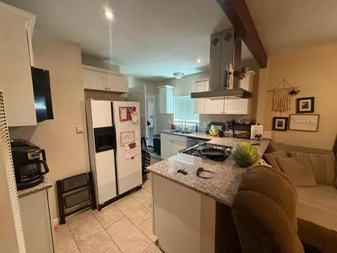 Kitchen - 1508 Picardy Dr, Modesto, CA 95351 photo 1 of 1