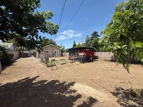 Exterior - 1508 Picardy Dr, Modesto, CA 95351 photo 16 of 21