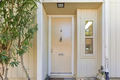 3029 Kaiser Dr UNIT A, Santa Clara, CA 95051