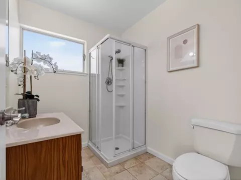 Bath - 1233 Lime Dr, Sunnyvale, CA 94087 photo 2 of 5