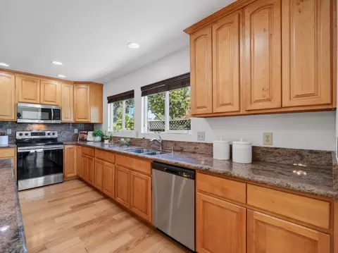 Kitchen - 1233 Lime Dr, Sunnyvale, CA 94087 photo 3 of 7