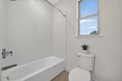 Bath - 333 Marquetta Cir, Mountain View, CA 94043 photo 6 of 6