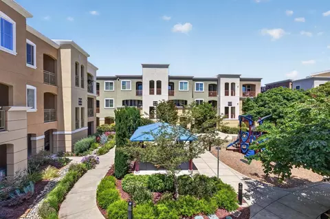 4712 Norris Canyon Rd 104, San Ramon, CA 94583