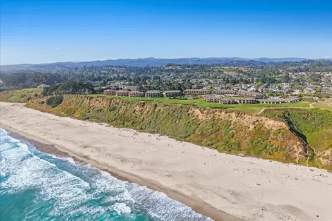 View/Area - 206 Via Lantana, Aptos, CA 95003 photo 6 of 9