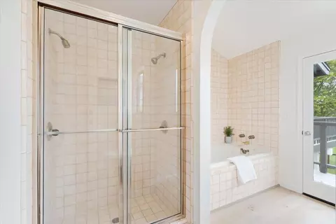 Bath - 206 Via Lantana, Aptos, CA 95003 photo 4 of 8