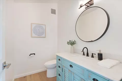 Bath - 206 Via Lantana, Aptos, CA 95003 photo 1 of 8