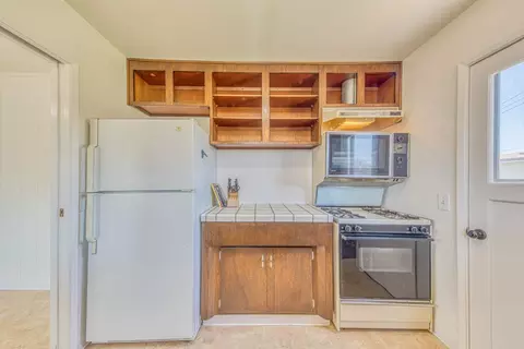 Kitchen - 206 Cornwall St, Salinas, CA 93906 photo 3 of 3