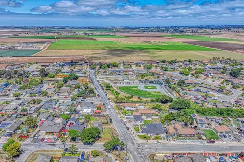 View/Area - 206 Cornwall St, Salinas, CA 93906 photo 3 of 4