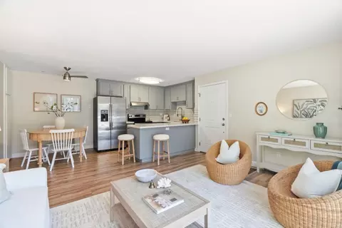 755 14th Ave 306, Santa Cruz, CA 95062