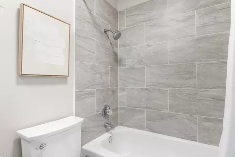 Bath - 2769 Valencia Rd, Aptos, CA 95003 photo 3 of 3
