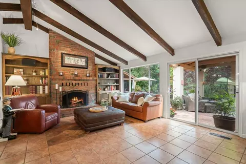 Living - 8103 Crestview Ct, Gilroy, CA 95020 photo 3 of 4