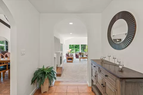 Entry Way - 8103 Crestview Ct, Gilroy, CA 95020 photo 3 of 4