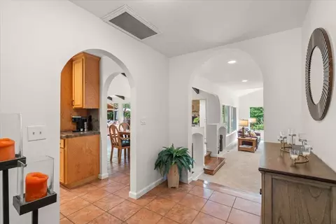 Entry Way - 8103 Crestview Ct, Gilroy, CA 95020 photo 2 of 4