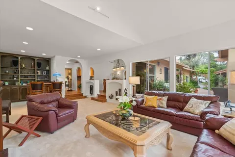 Living - 8103 Crestview Ct, Gilroy, CA 95020 photo 2 of 4