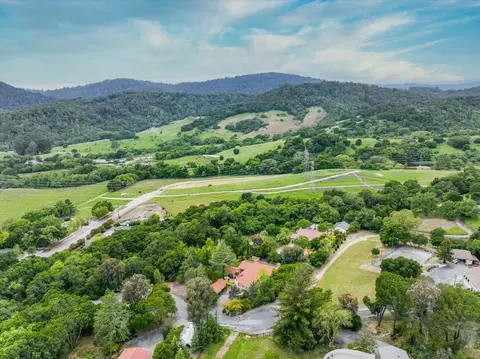 View/Area - 8103 Crestview Ct, Gilroy, CA 95020 photo 2 of 2