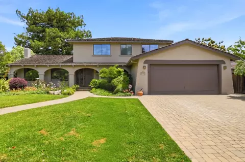 1131 Runnymead Dr, Los Altos, CA 94024