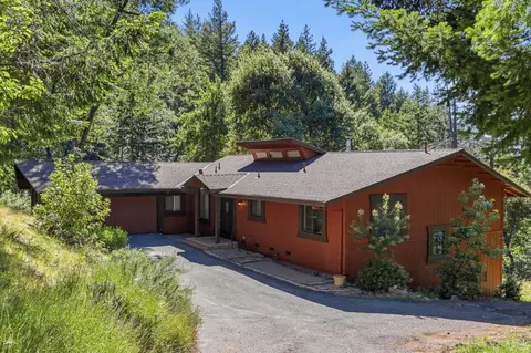 20074 Beatty Ridge Rd, Los Gatos, CA 95033